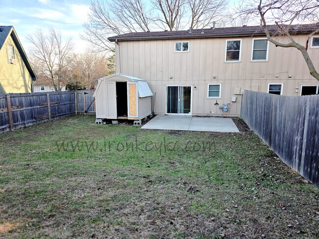 Building Photo - 10176 Haskins St