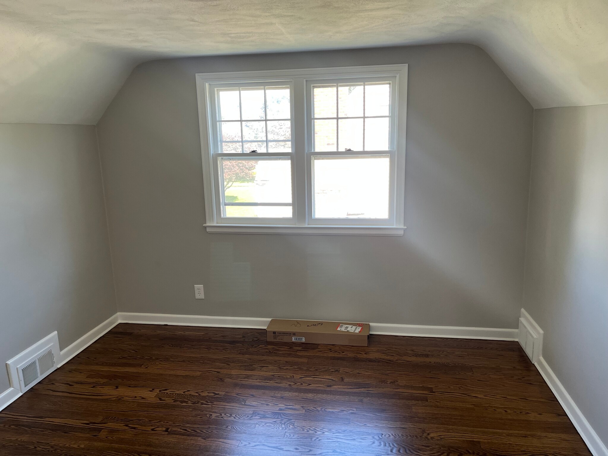 Bedroom 3 - 40 Main St