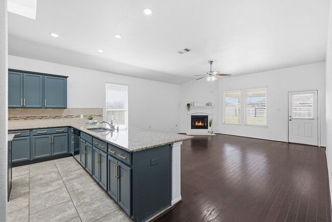 Building Photo - 3826 Daintree Park Dr