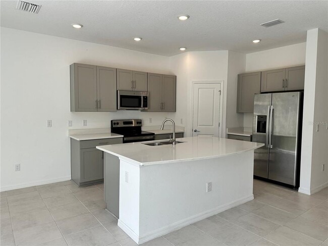 Building Photo - 2408 Paravane Wy