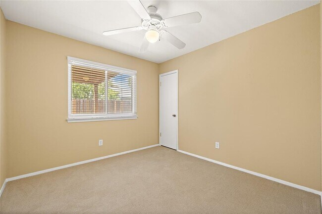 Building Photo - 11611 Prairie Hen Ln