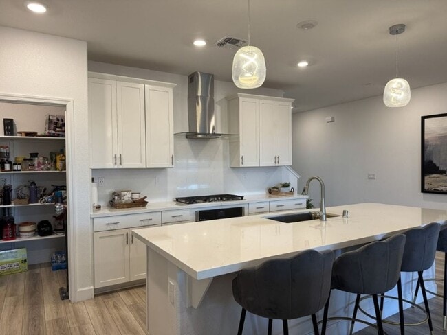 Building Photo - Beautiful 5-Bedroom Home with Solar