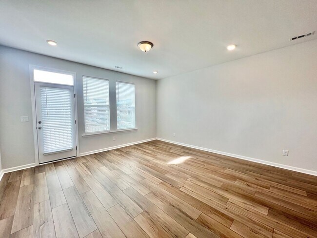Building Photo - Stunning 4BD, 3.5BA Knightdale Townhome with a 2-Car Garage in an HOA Community