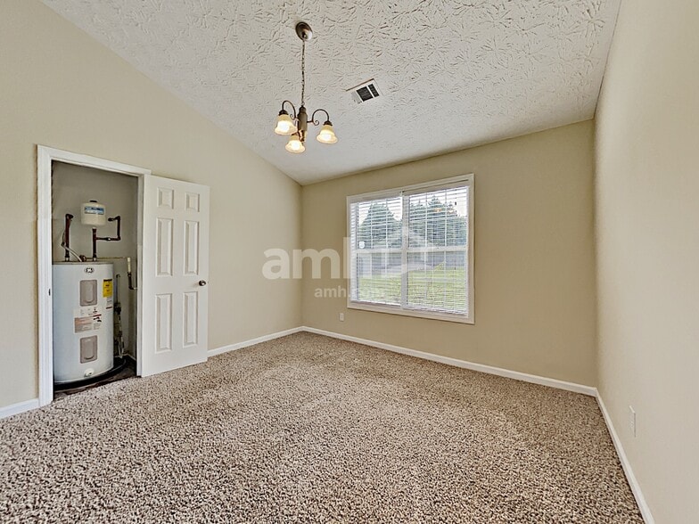 Building Photo - 1222 Cabots Ln