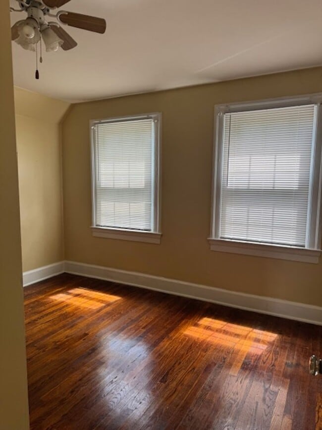Building Photo - 1308 Holman St