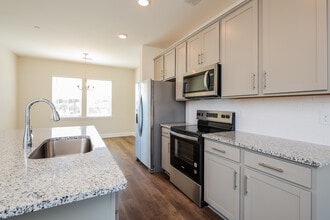 Building Photo - 248 Eagles Cliff Dr