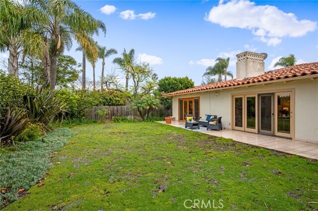 Building Photo - 1557 Granvia Altamira