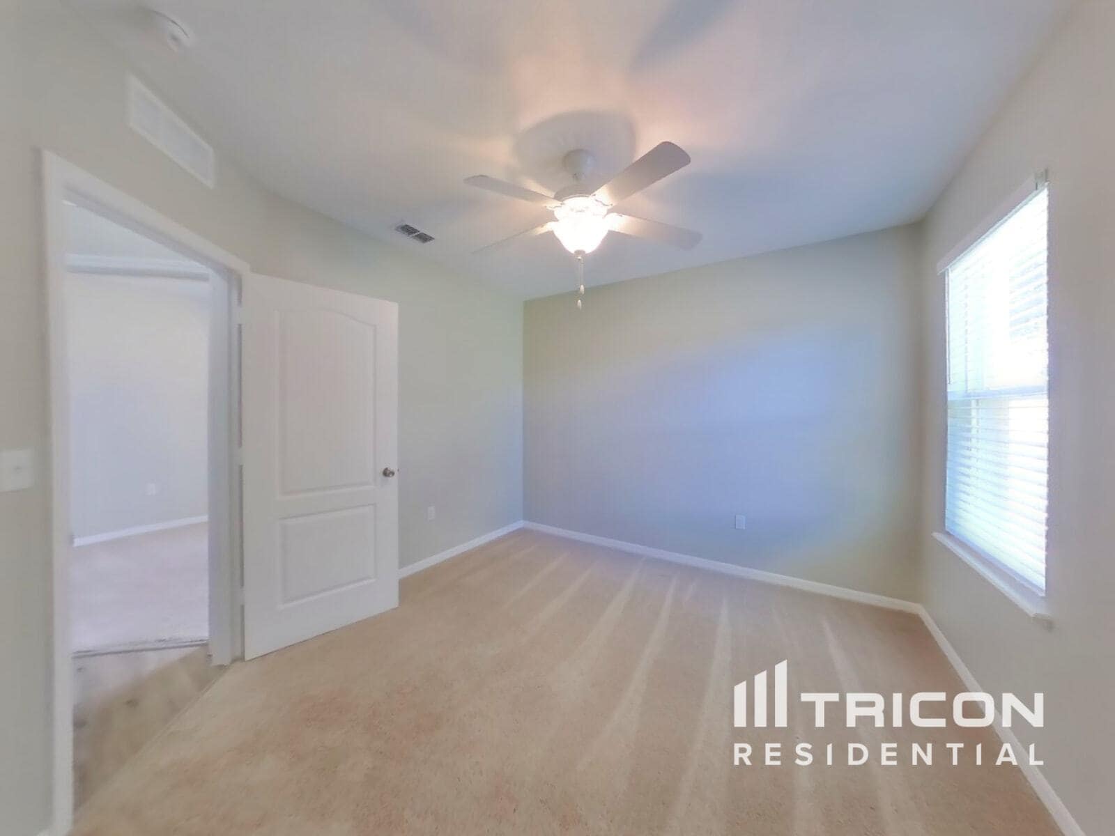 Building Photo - 1617 Tamarind Rd