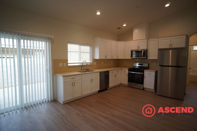 Building Photo - 8609 Frankie Lou St