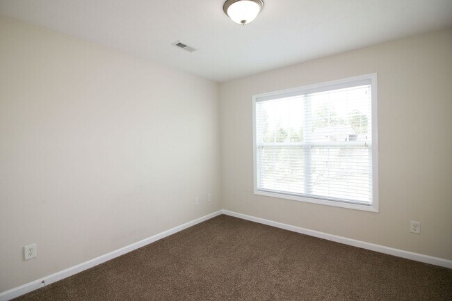 Building Photo - Coming up soon!!!
