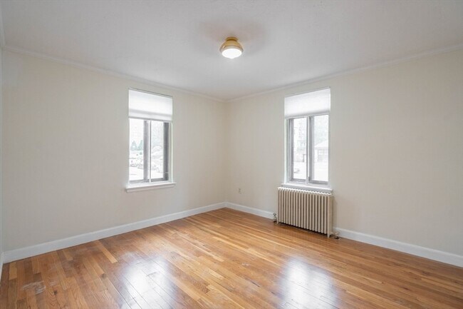 Building Photo - 20 Ashland St