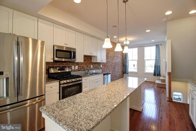 Building Photo - 1414 Wheyfield Dr