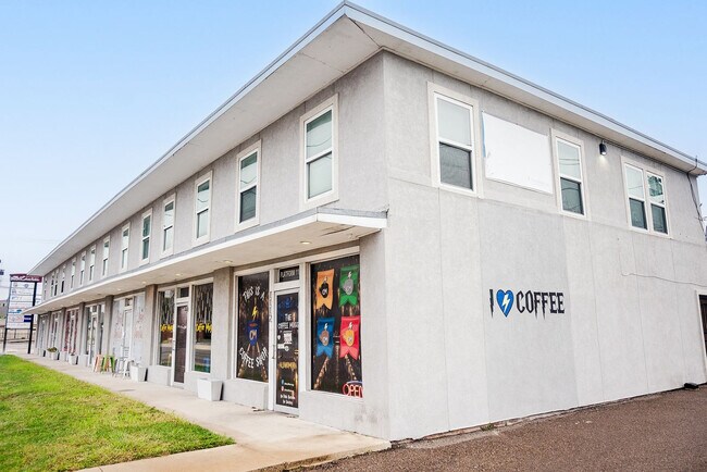 Building Photo - 1124 Morgan Ave