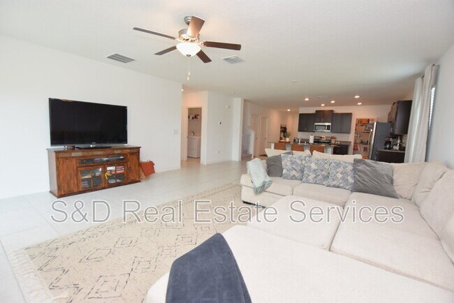 Building Photo - 2767 Red Egret Dr