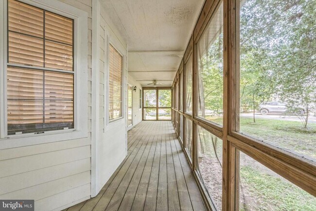 Building Photo - 14610 Balsam Ct