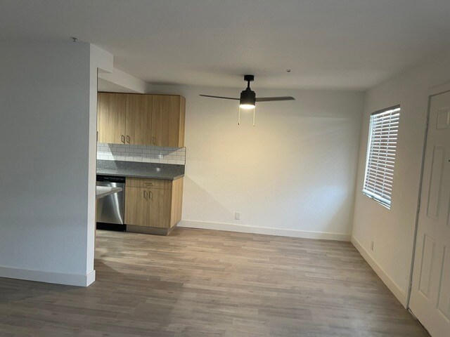 Building Photo - 13427 Roselle Ave