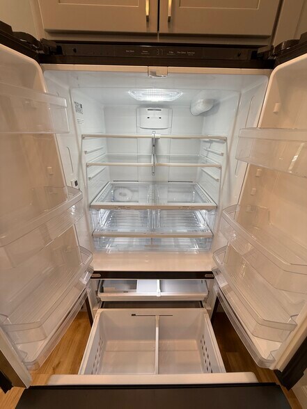 Building Photo - 14 Dorr St