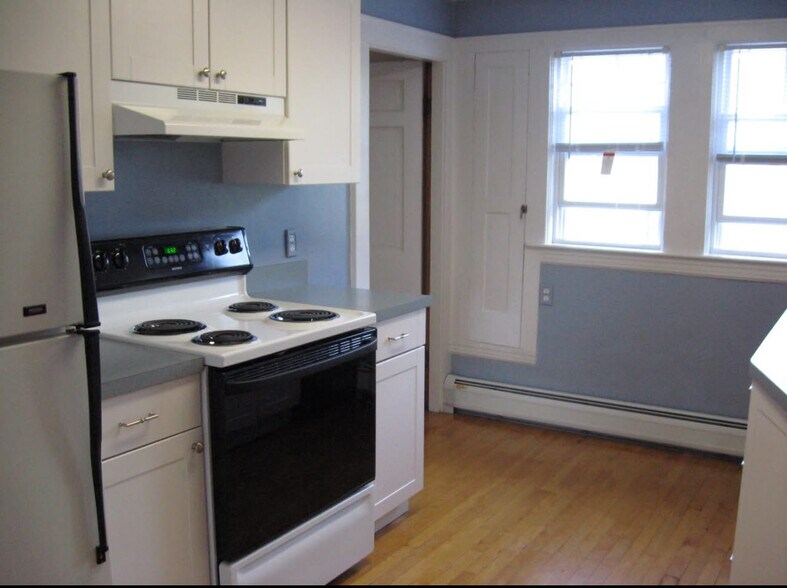 Building Photo - 1 Mount Pleasant St