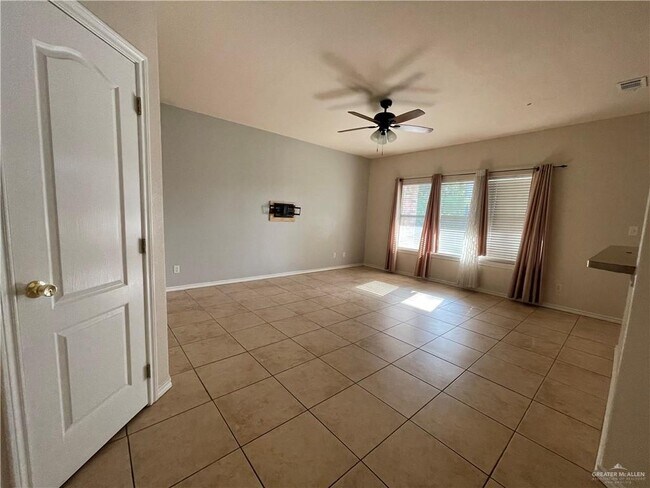 Building Photo - 22 Dove Ave