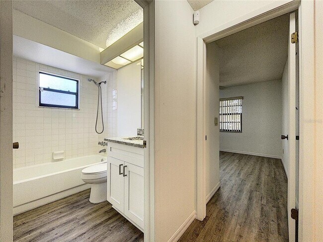 Building Photo - 4181 Glade Rd