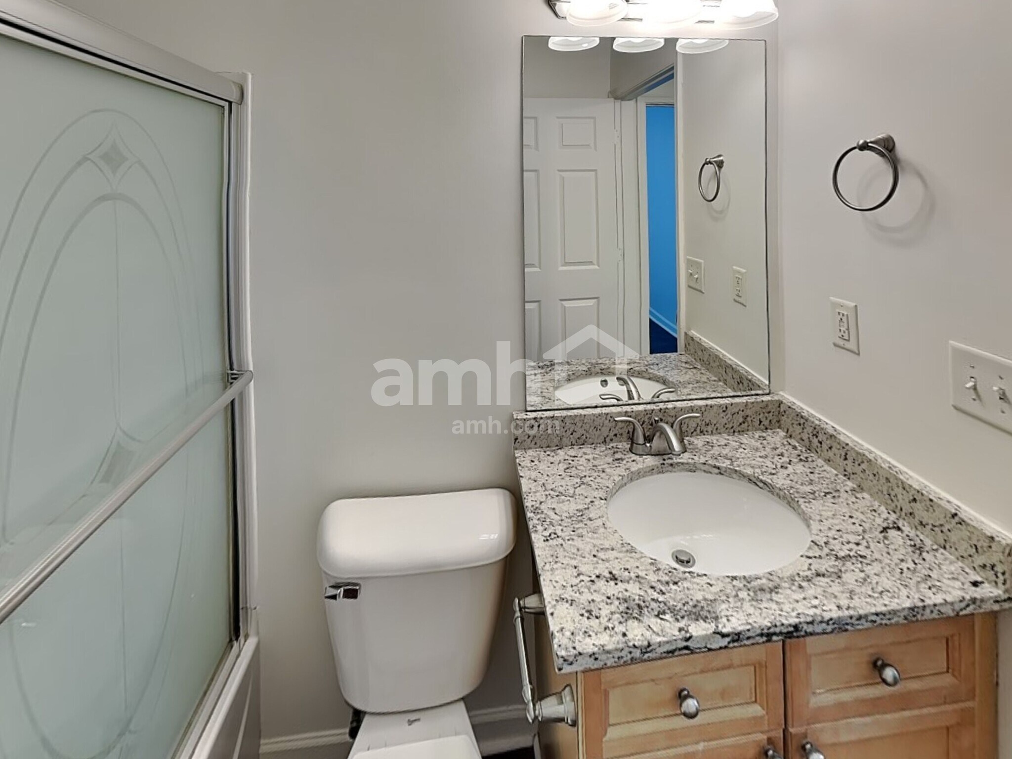 Building Photo - 432 Creekside Ln