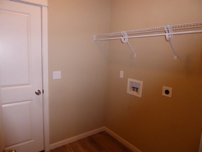 Building Photo - 63020 NE Amherst Pl