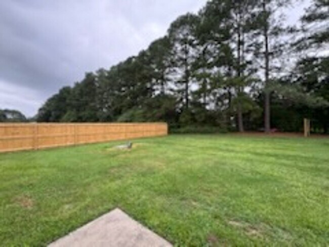 Building Photo - 162A Eulon Loop