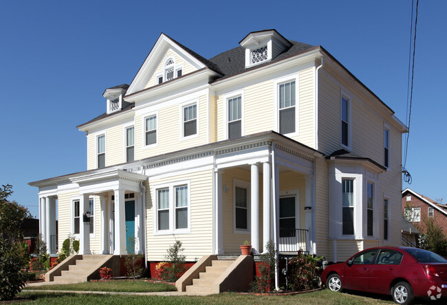 Primary Photo - 801 New Bern Ave