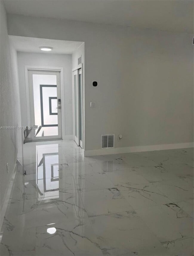 Building Photo - 19314 SW 121st Ct