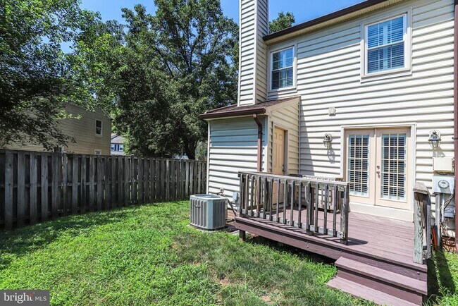 Building Photo - 14508 Four Chimney Dr