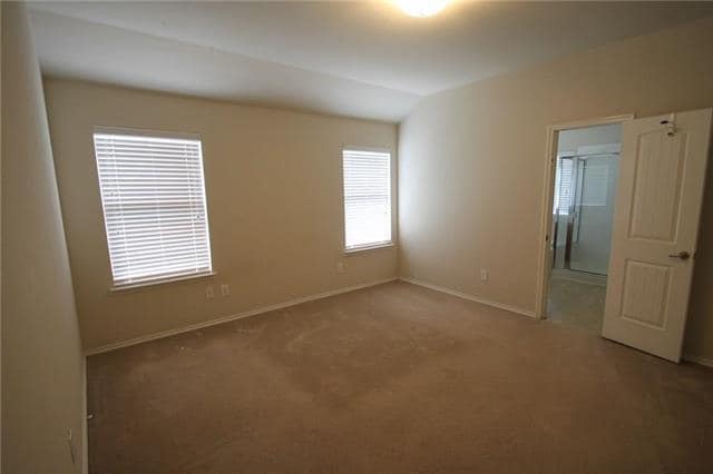 Building Photo - 9605 Zaharias Dr