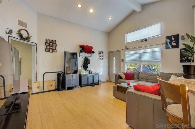 Building Photo - 5038 Savannah St