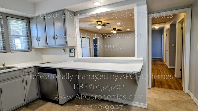 Building Photo - 11151 Chadsey Dr