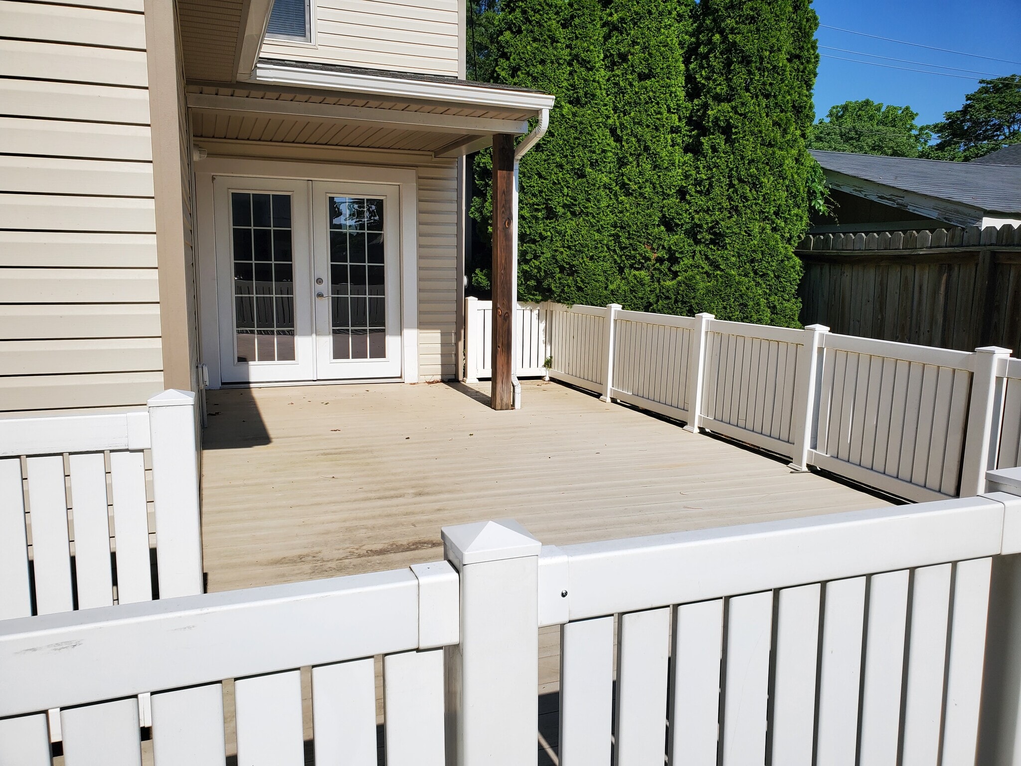 Building Photo - 13813 Village Mill Dr