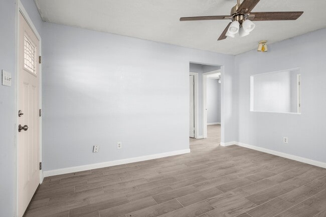 Building Photo - 5607 Barton St