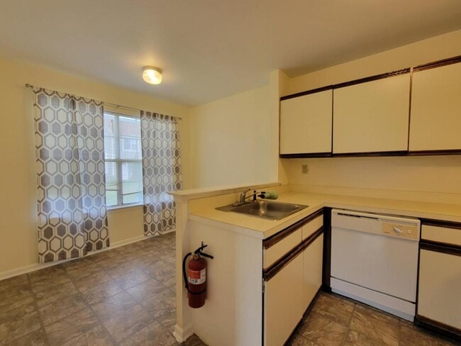 Building Photo - 1 Jodhpur Ct