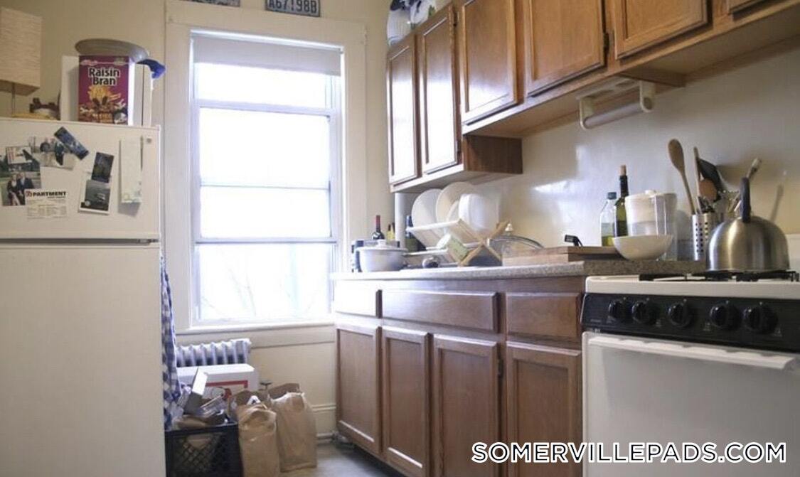 Building Photo - 155 Summer St