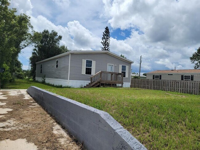 Building Photo - 4780 Duncan Rd