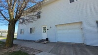 Building Photo - "Charming Upper Studio in Kimberly: "