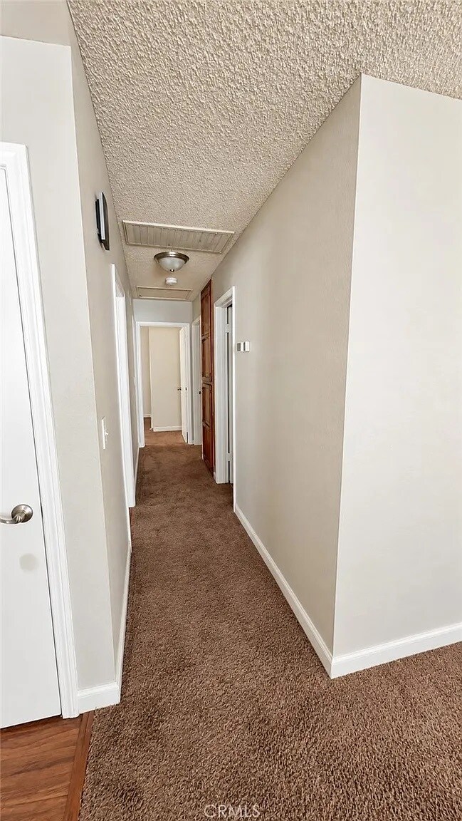 Building Photo - 23040 Pheasant Dr