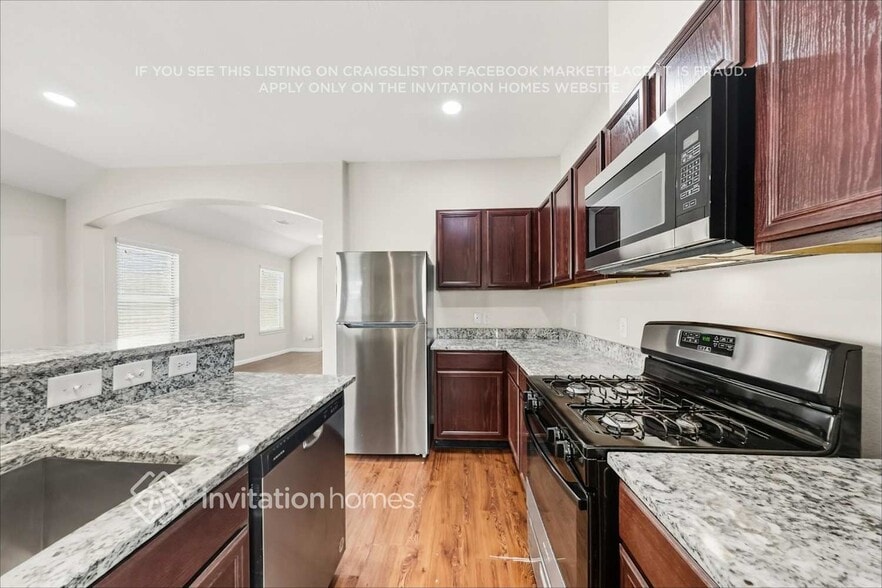 Building Photo - 18806 N Lyford Dr