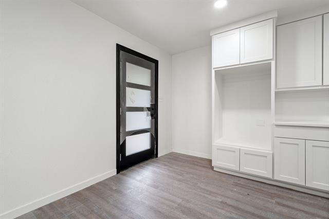 Building Photo - 1231 Fordham Rd