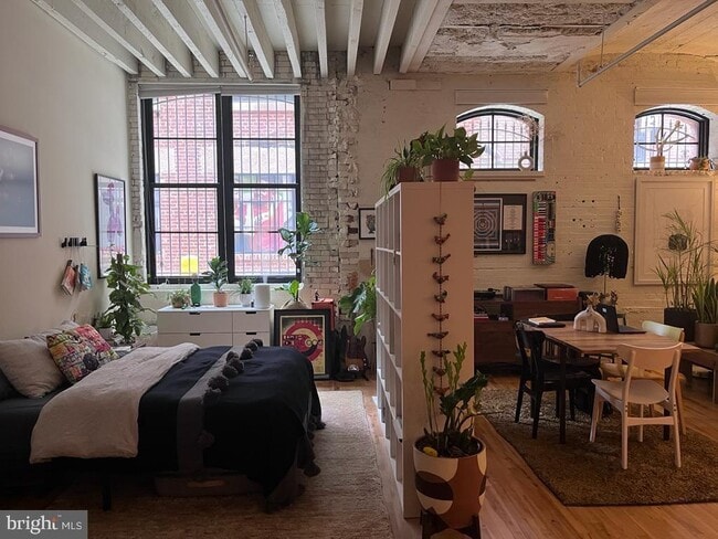 Building Photo - 437 New York Ave NW