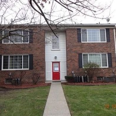 Building Photo - 25341 Shiawassee Cir