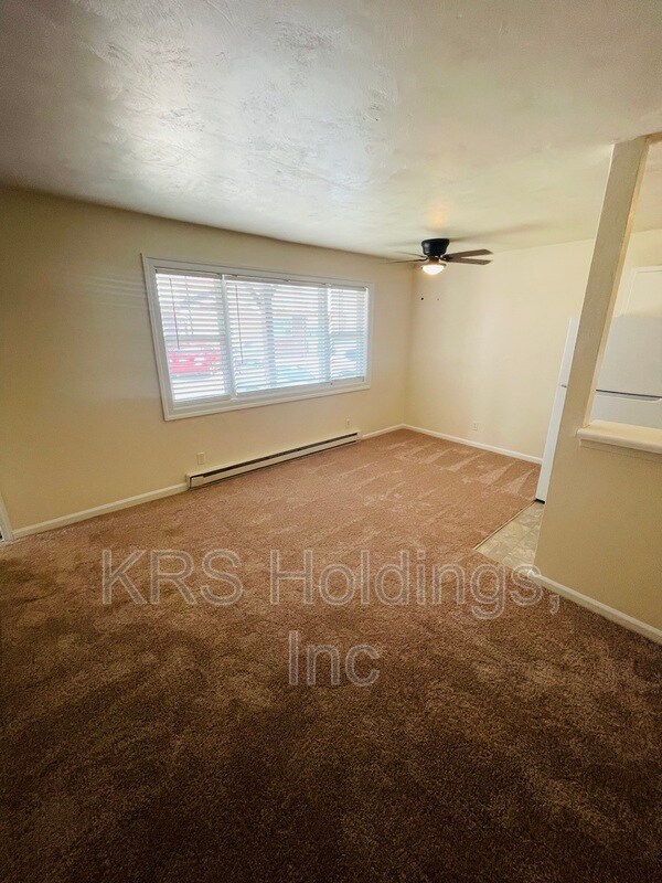 Building Photo - 946 W Ocean View Ave