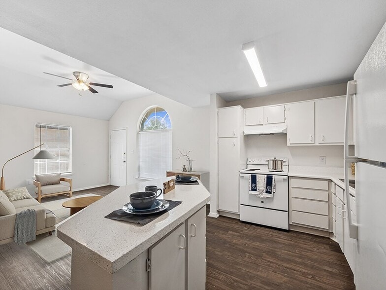 Primary Photo - Tidwell Estates Apartments