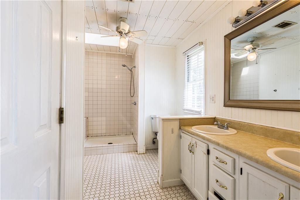 Building Photo - 1330 Grayland Hills Trail