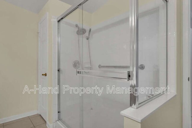 Building Photo - 3134 River Branch Cir