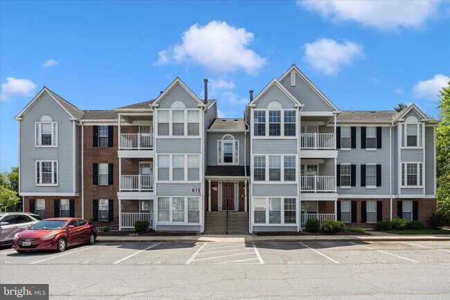 Building Photo - 615 Himes Ave
