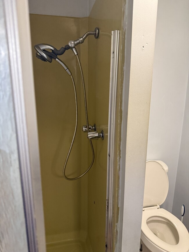 Building Photo - 225 Daniel St